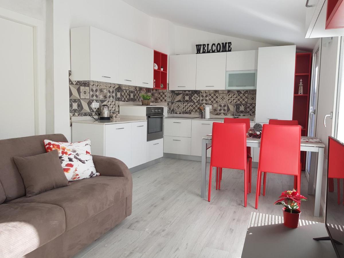 Casaviva - Casa Vacanze A Ceriale Con Terrazza Eksteriør bilde